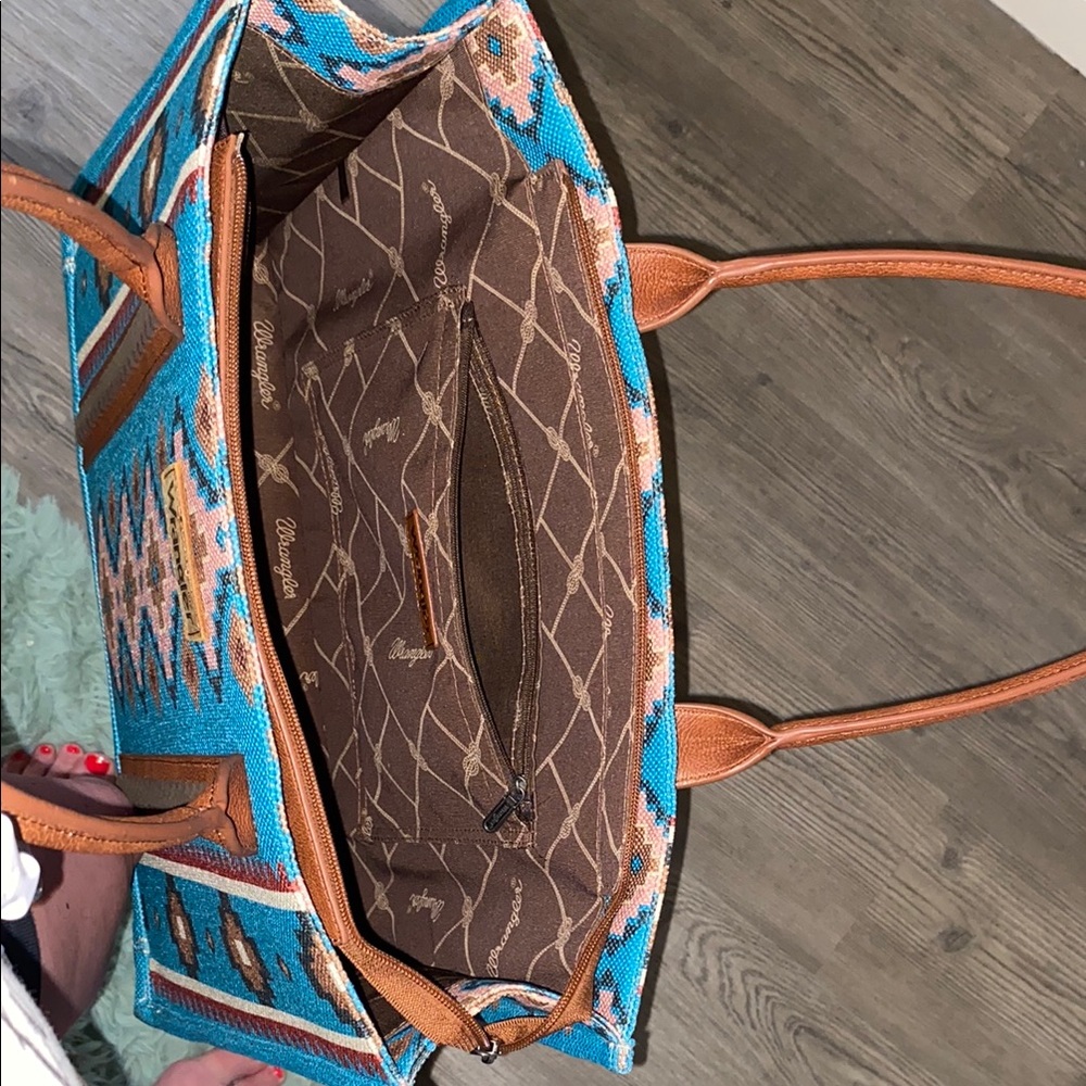 Wrangler Blue and Brown Southwestern Tote Bag, purse, and wallet set(Best offer) - Picture 8 of 16